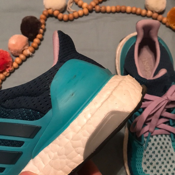 Adidas Ultraboost - Picture 6 of 8